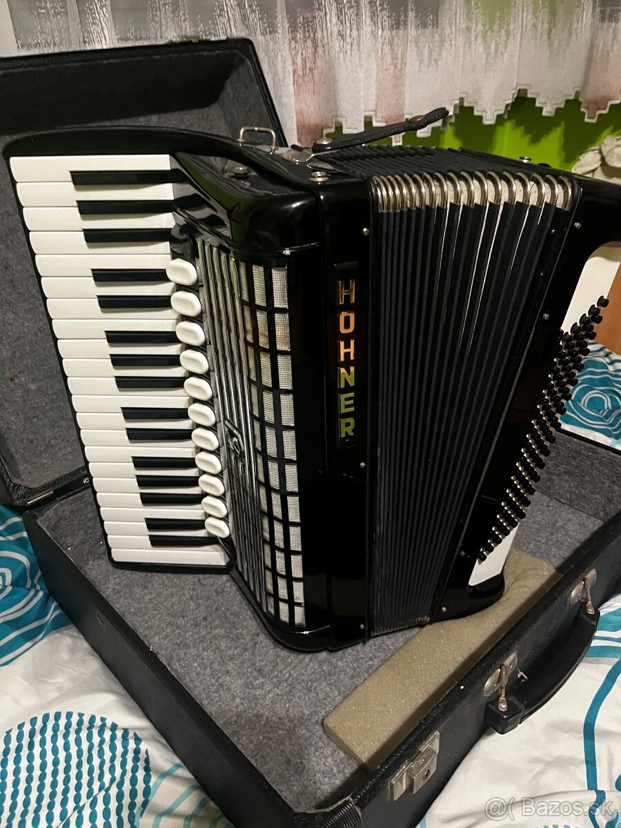 Hohner Tango IV P