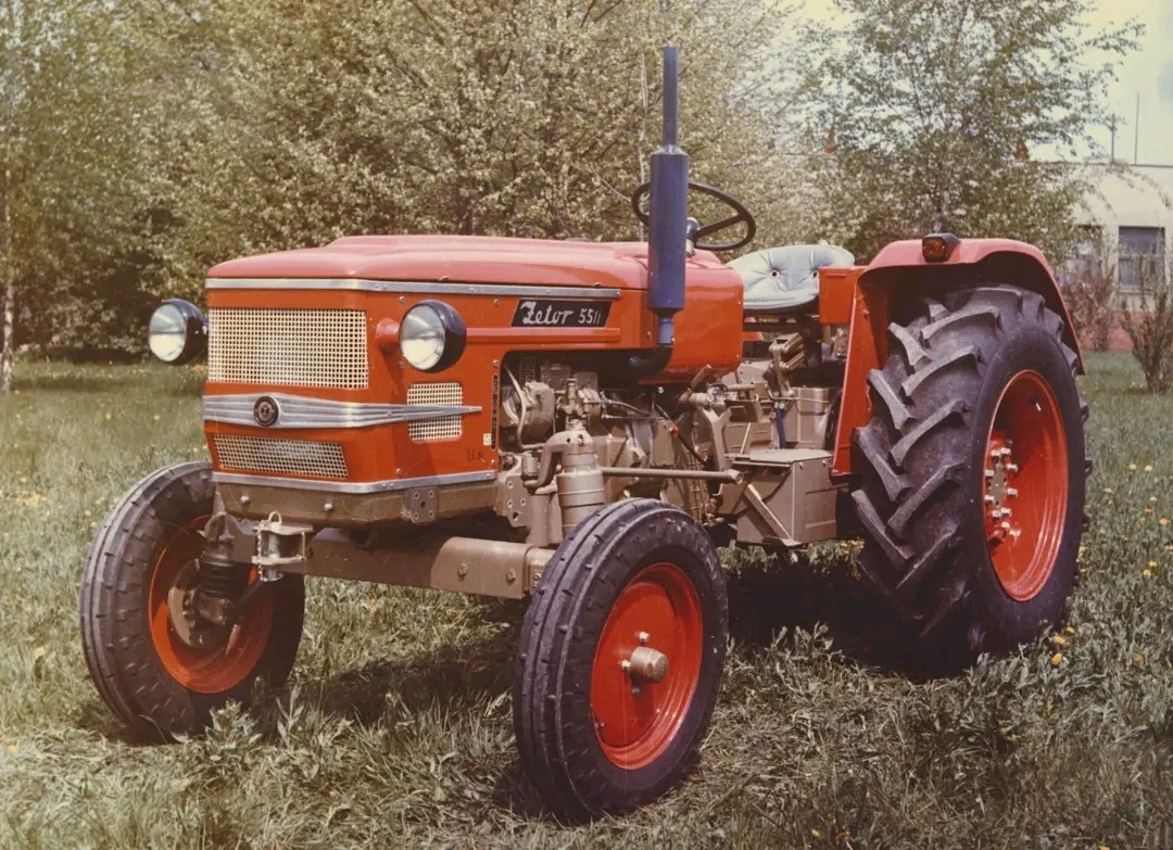 Kúpim Zetor 5511 UŘI