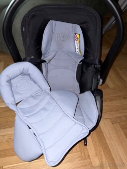 Detská autosedačka Kiddy Evolution Pro 2 + ISOFIX základňa