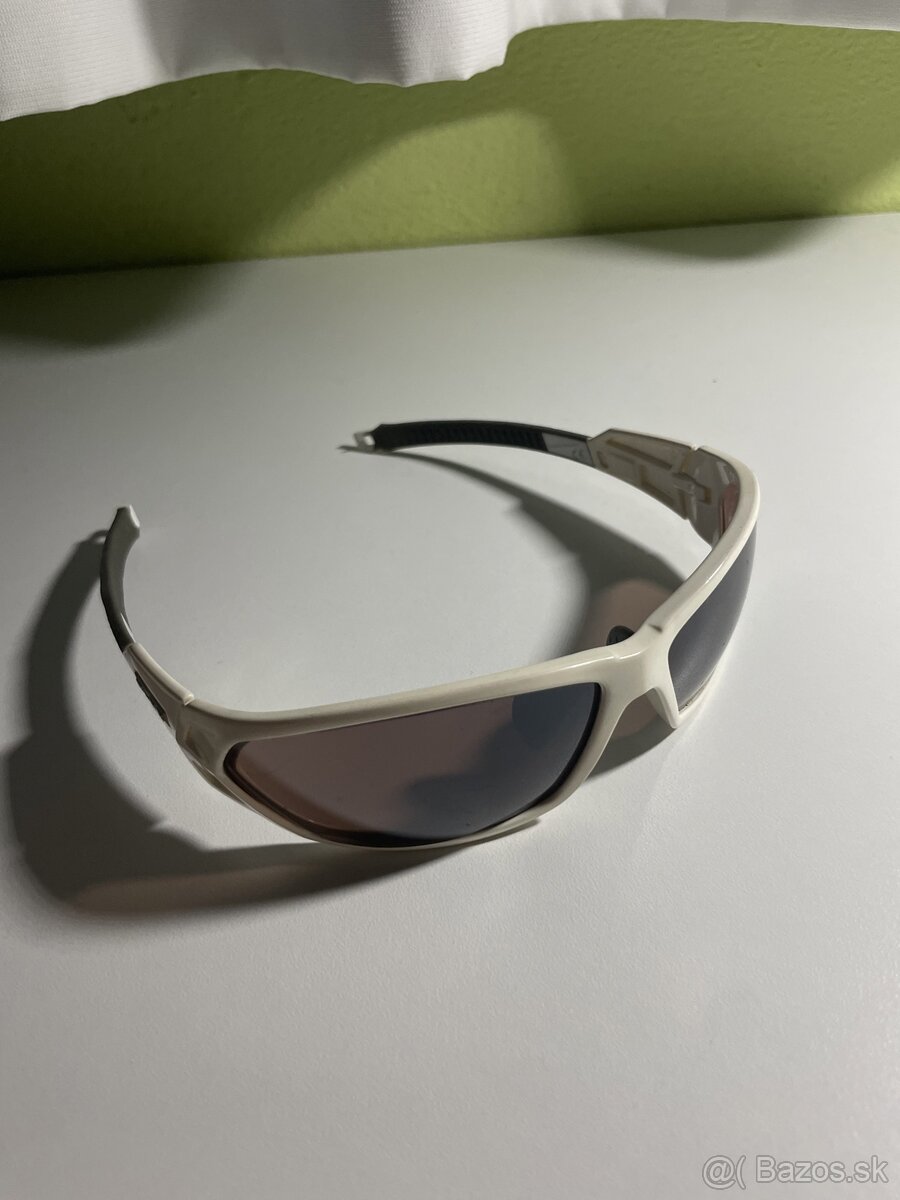 Oakley  slnečné okuliare