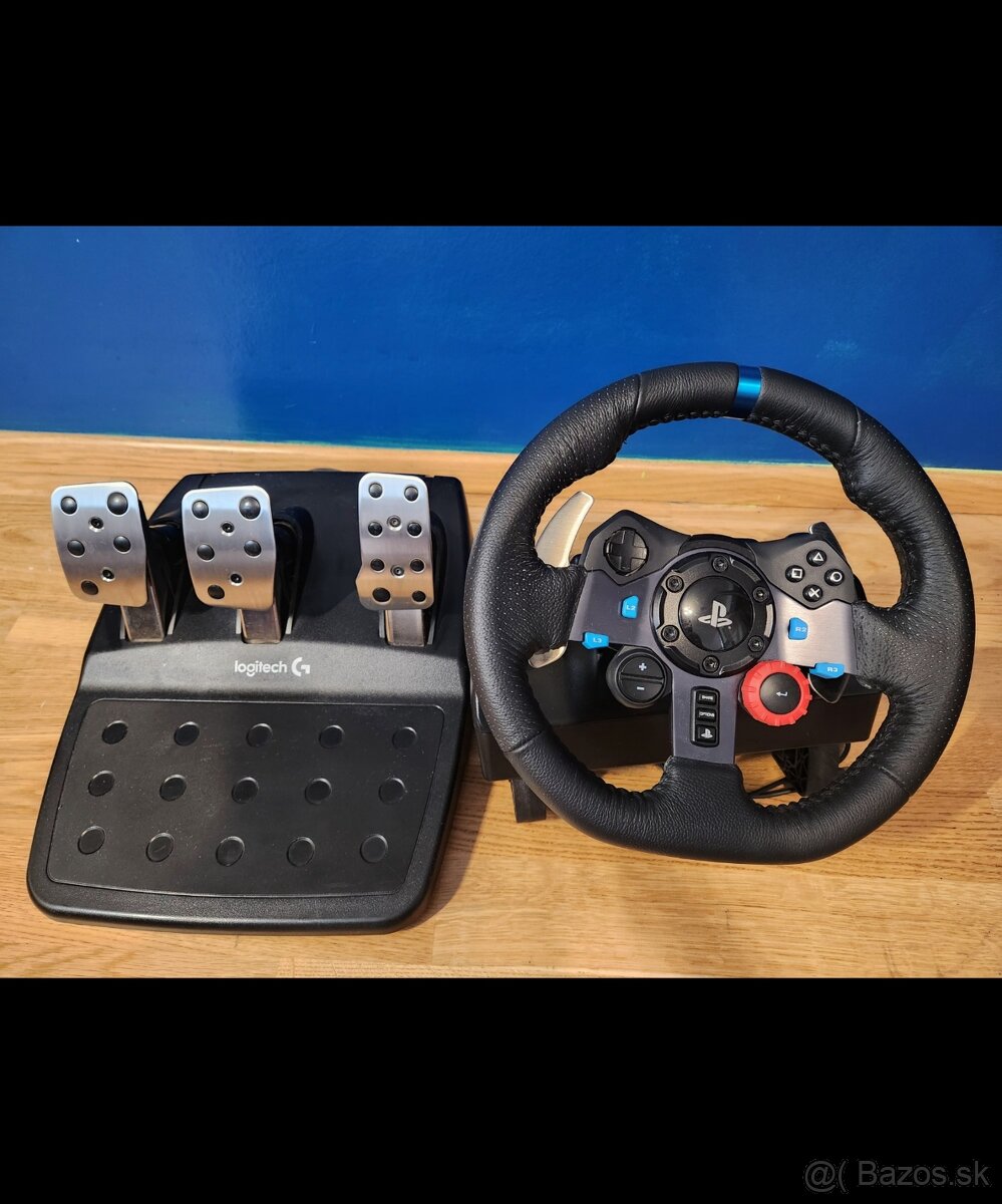 Volant Logitech