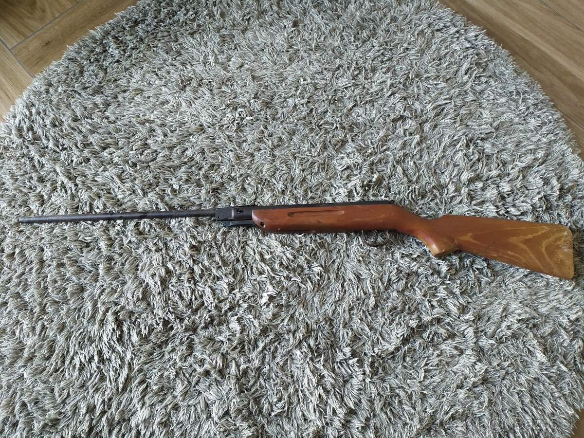 Vzuchovka Slavia 620