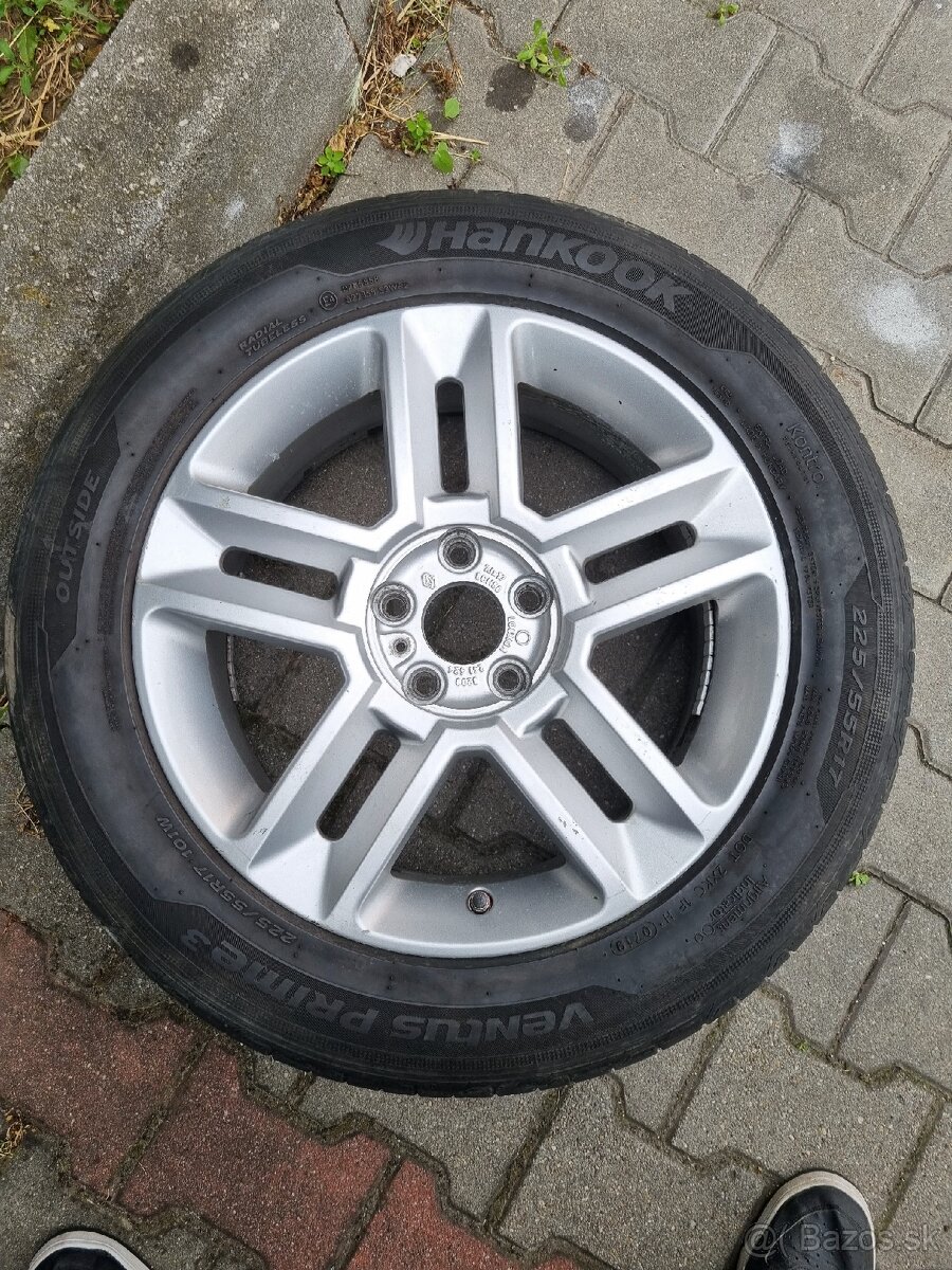 5x108 225/55R17. 4 kus