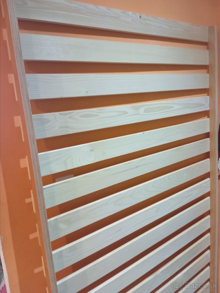 Predám latkový masívny rošt 200x120 cm v ráme