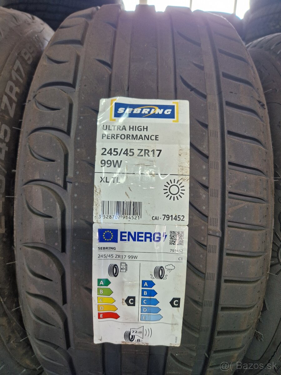 245/45R17 letné
