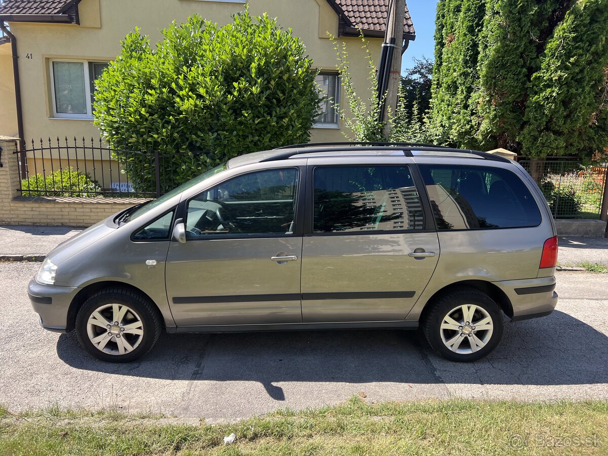 Seat Alhambra 2.0 tdi 103kw 7 miestny