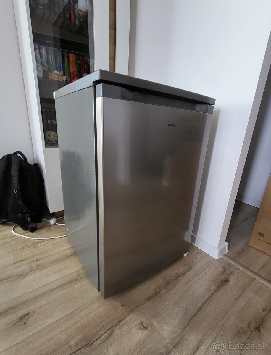 Chladnička SIGURO 94L + 13L