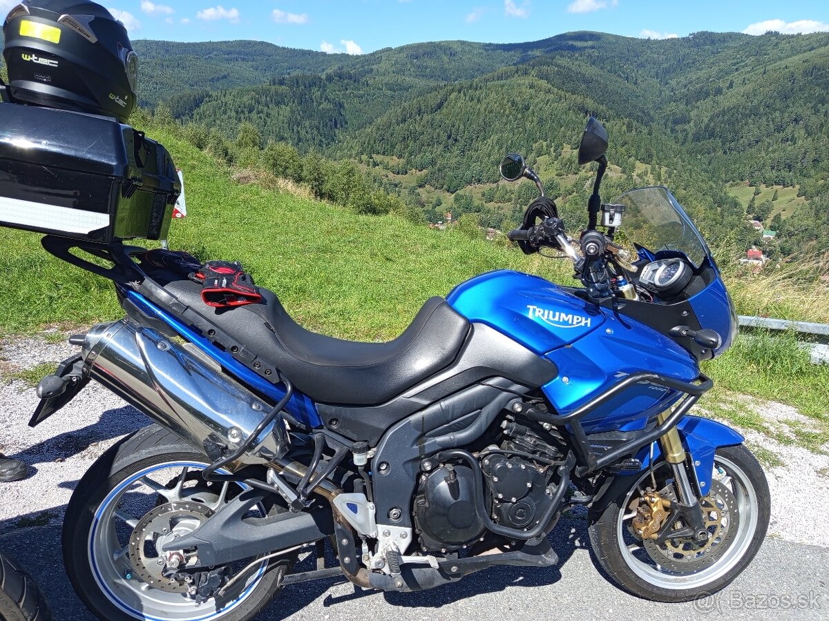 Triumph tiger 1050
