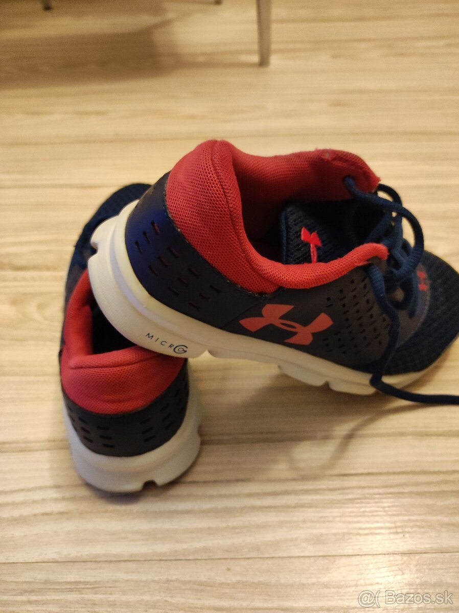 Botasky Under Armour