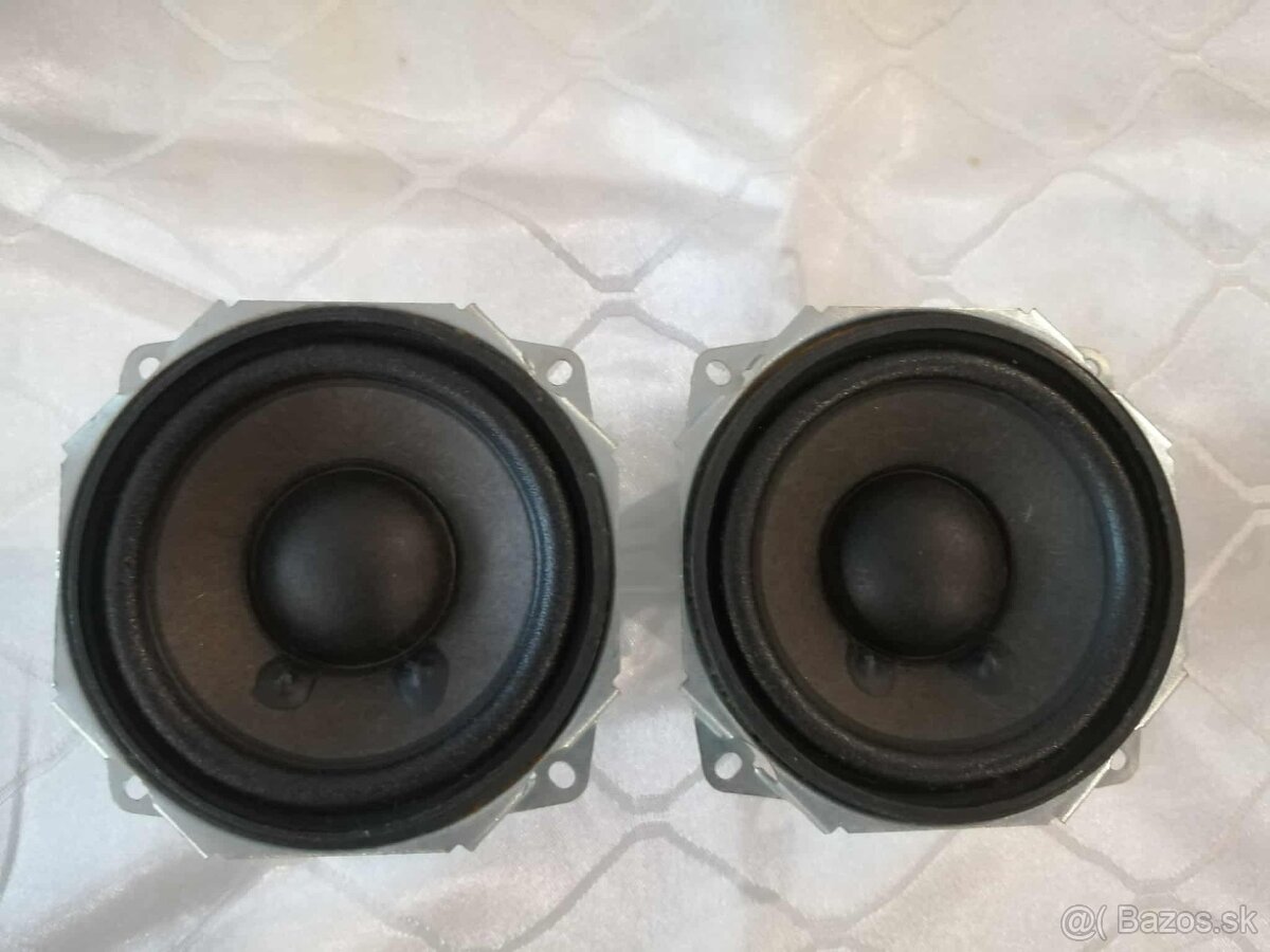 Stredobasove repro panasonic