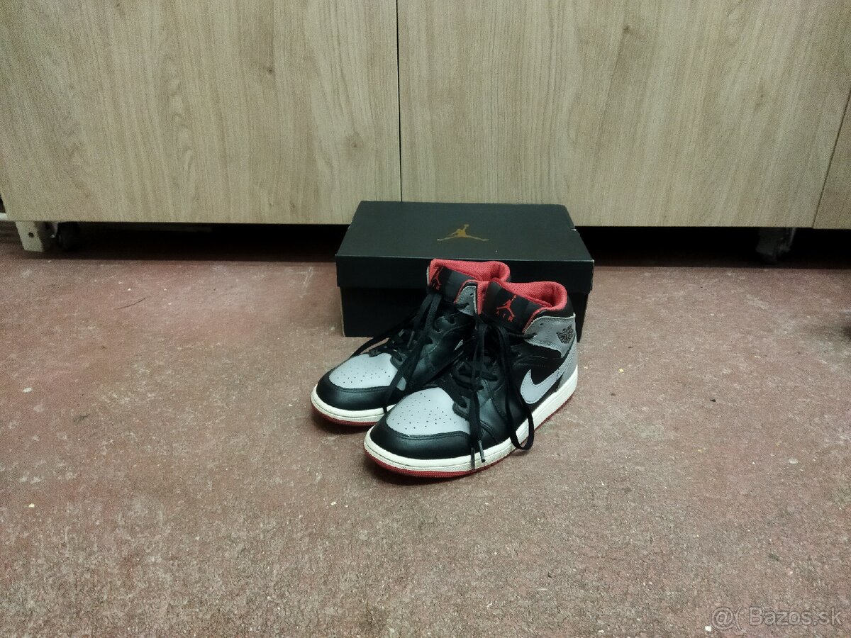 Nike Air Jordan 1 MID 46