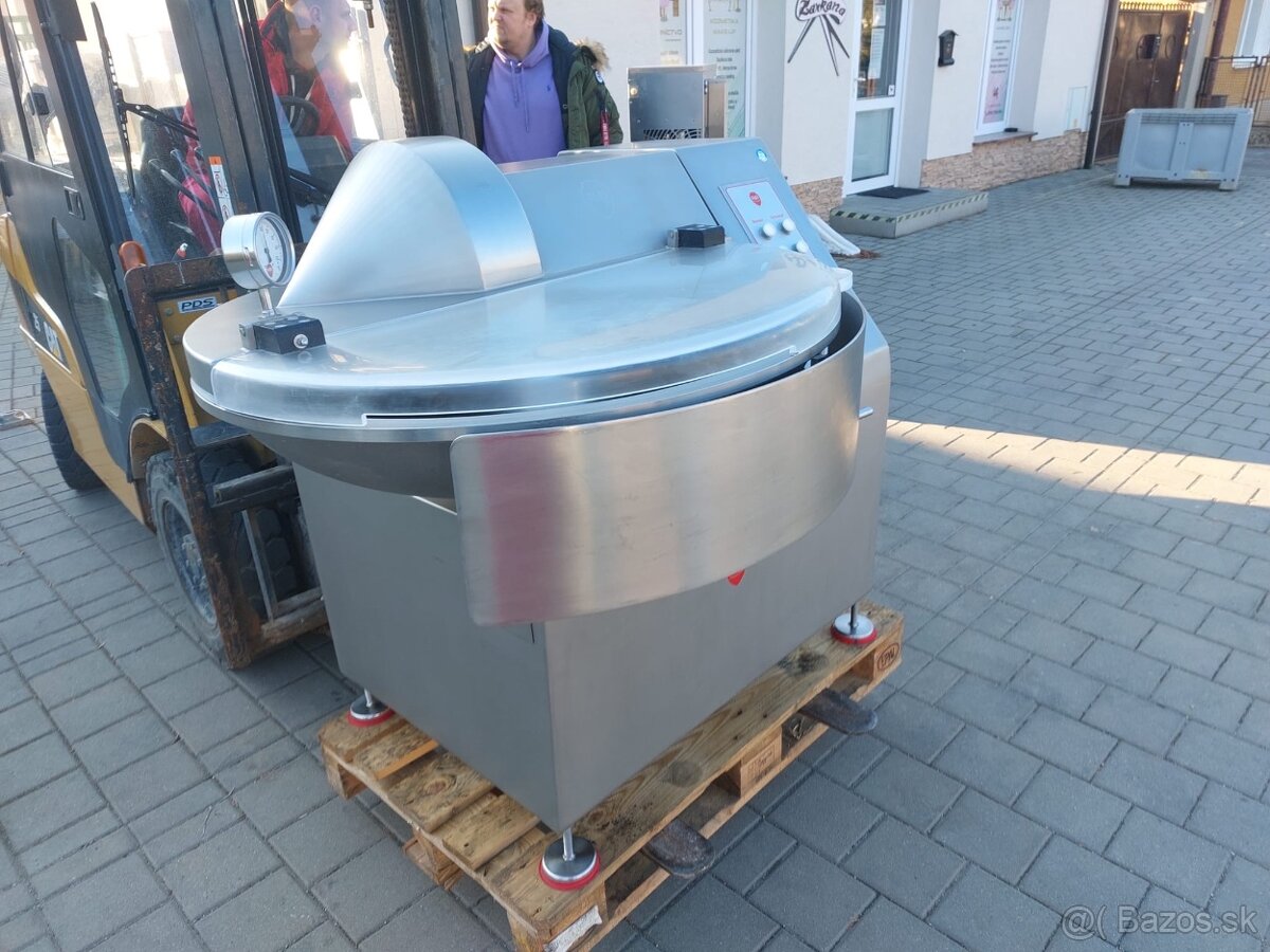 Kuter 80l, zatváračka na konzervy