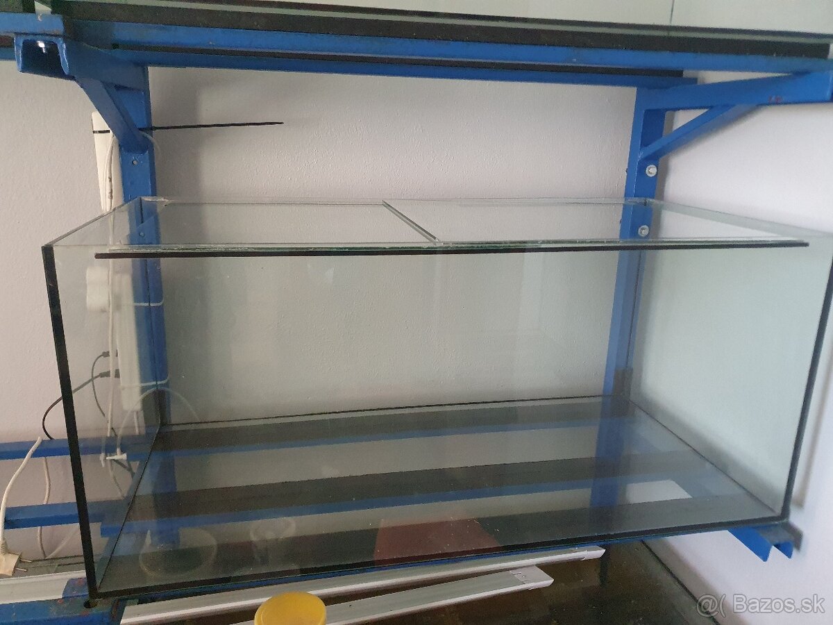Predám akvarium 100x výška 45x50....a druhy kus  100x43x 55