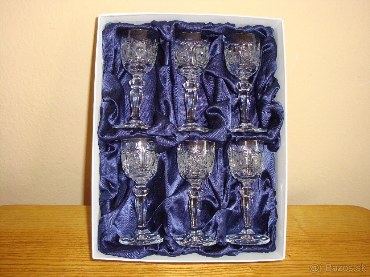 Luxusné krištálové štamperlíky v originálnom balení