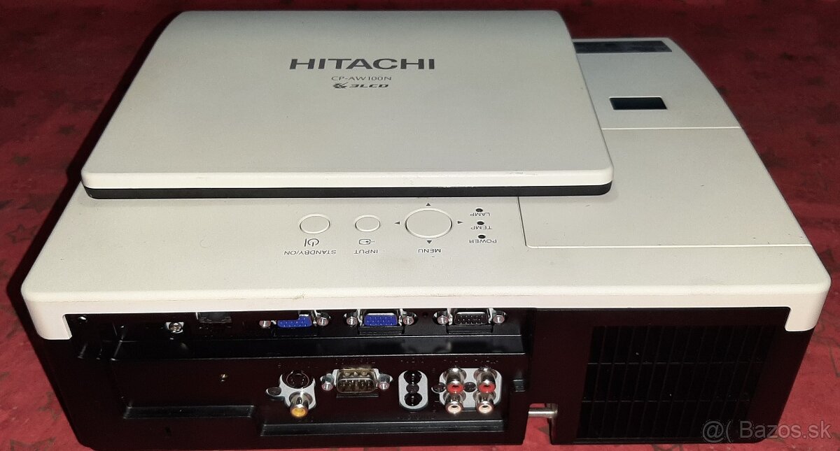 video data projektor Hitachi CP-AW 100N domáce kino HDMI