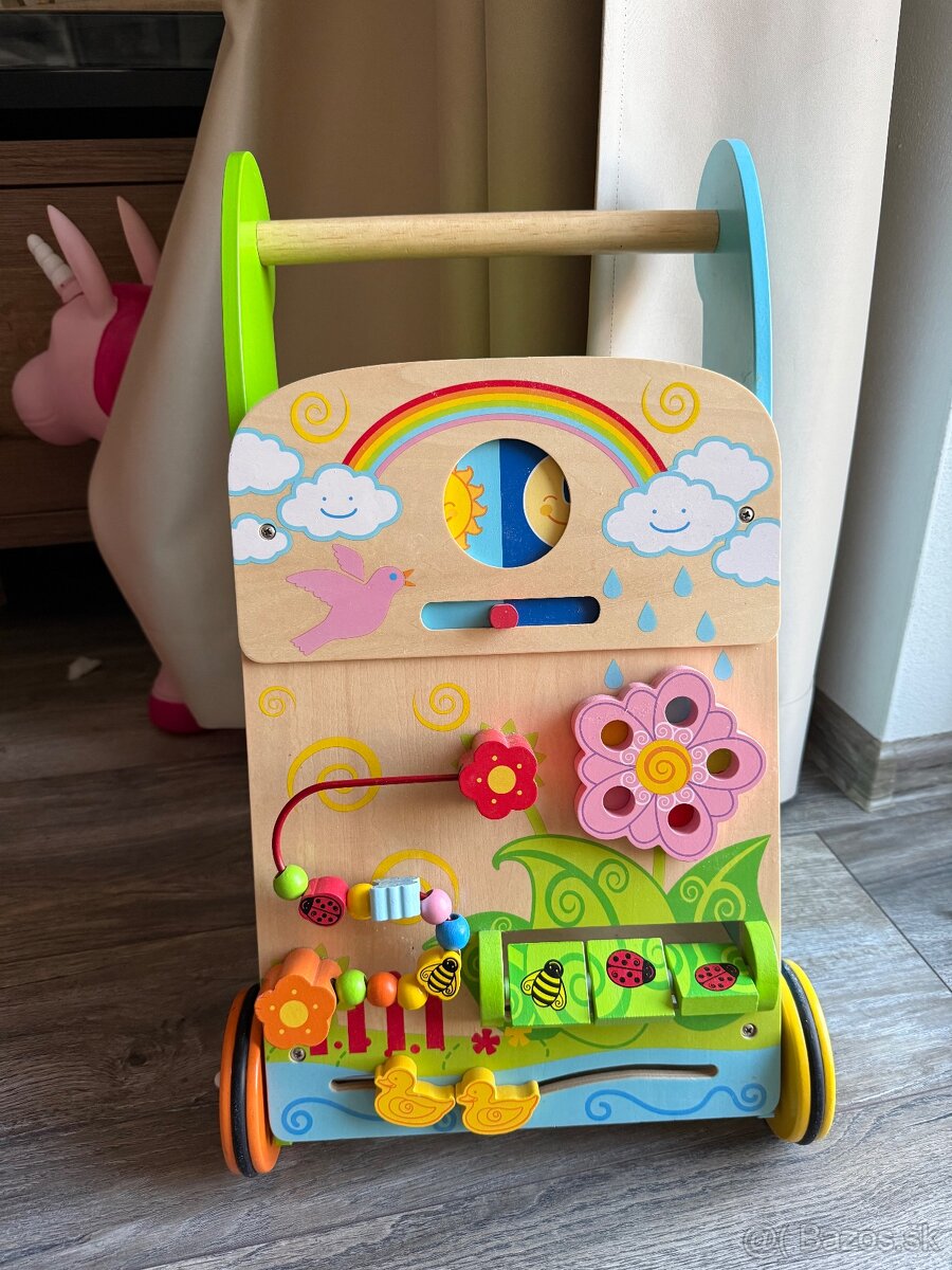 Predám krásne a drevené chodítko