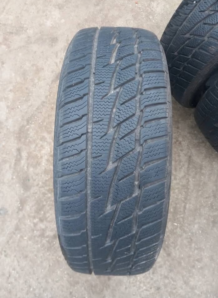 Zimné pneumatiky 205/55R16