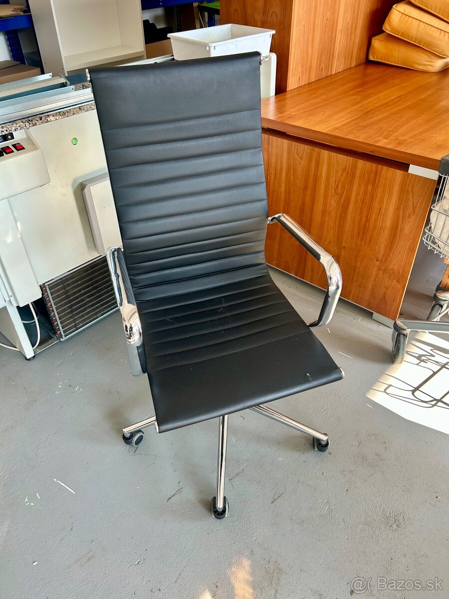 Kancelárska stolička