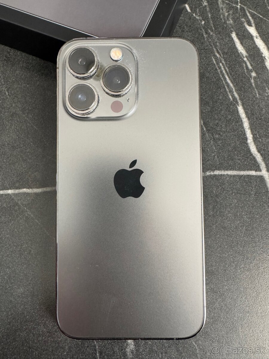 Predám iPhone 13pro 128gb