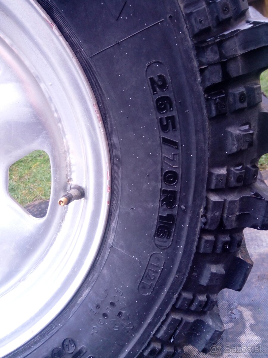 T3 265,70r16.offroad pneu