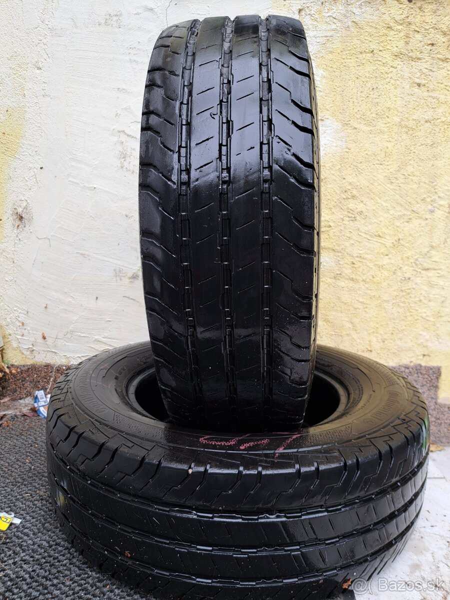 Ponúkam 2 letné pneumatiky Continental Van 215/70 R15C