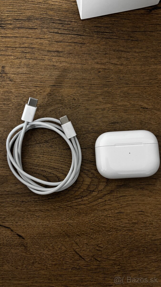 Apple AirPods Pro (2. generácia)