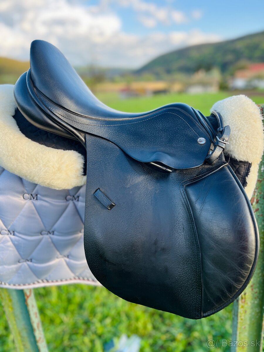 Skokové sedlo, posedlie 16”
