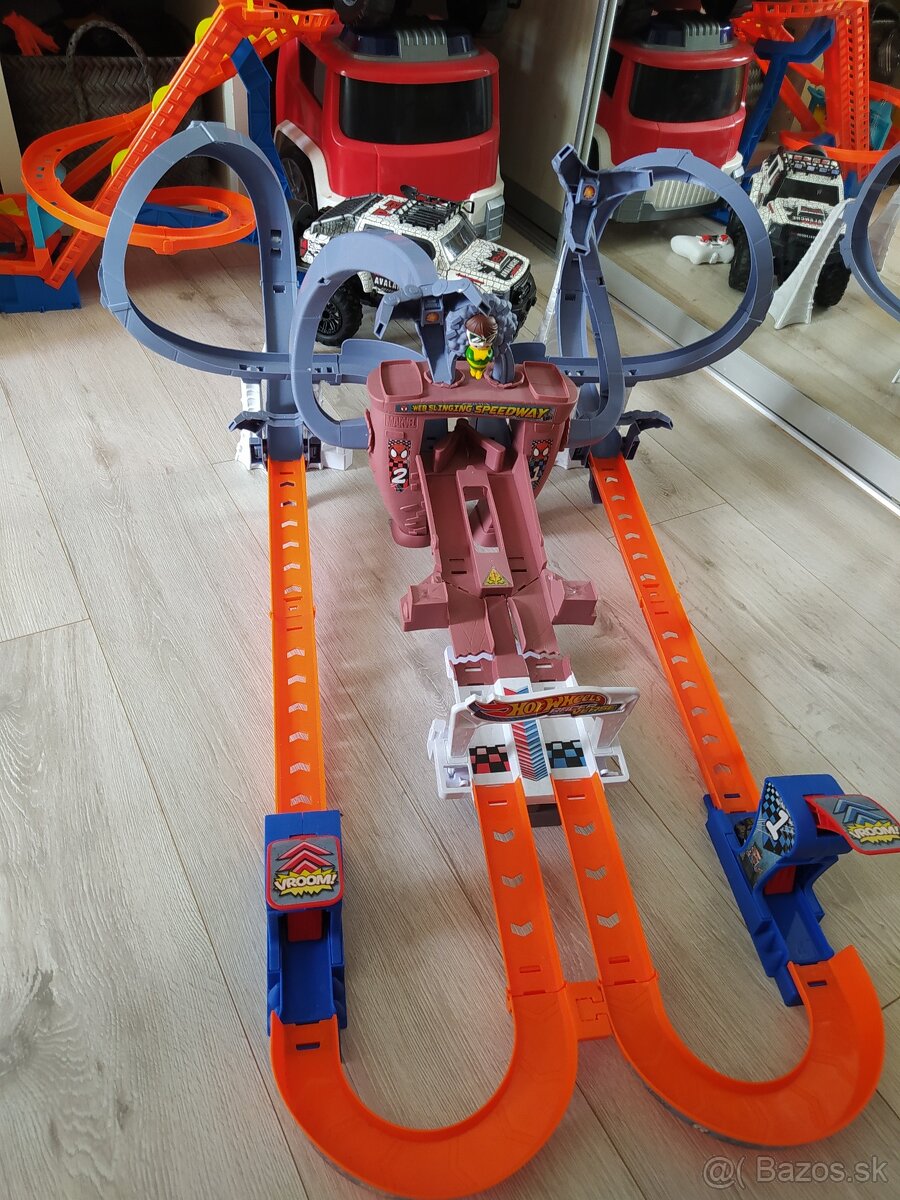 Dráha Hot Wheels RacerVerse