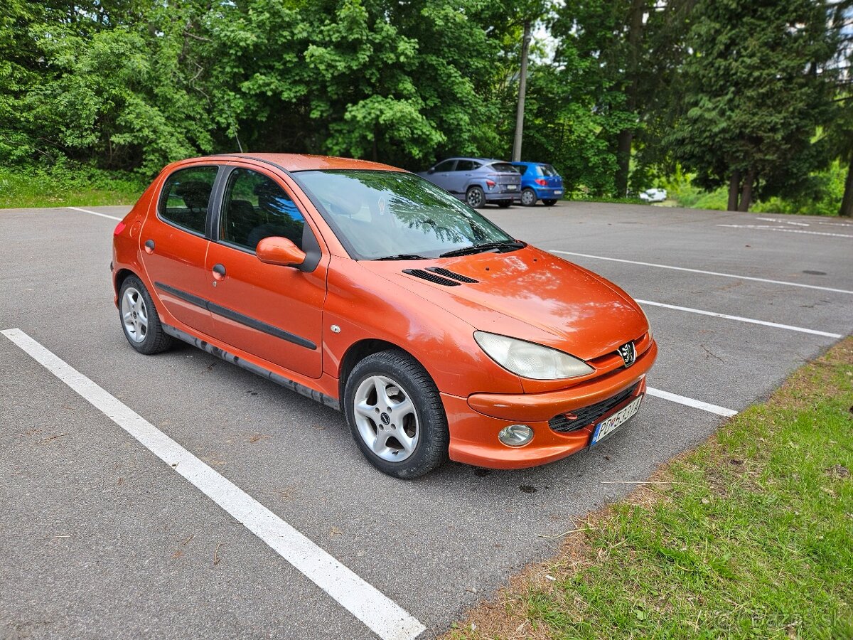 Peugeot 206 2001 benzín1,1l