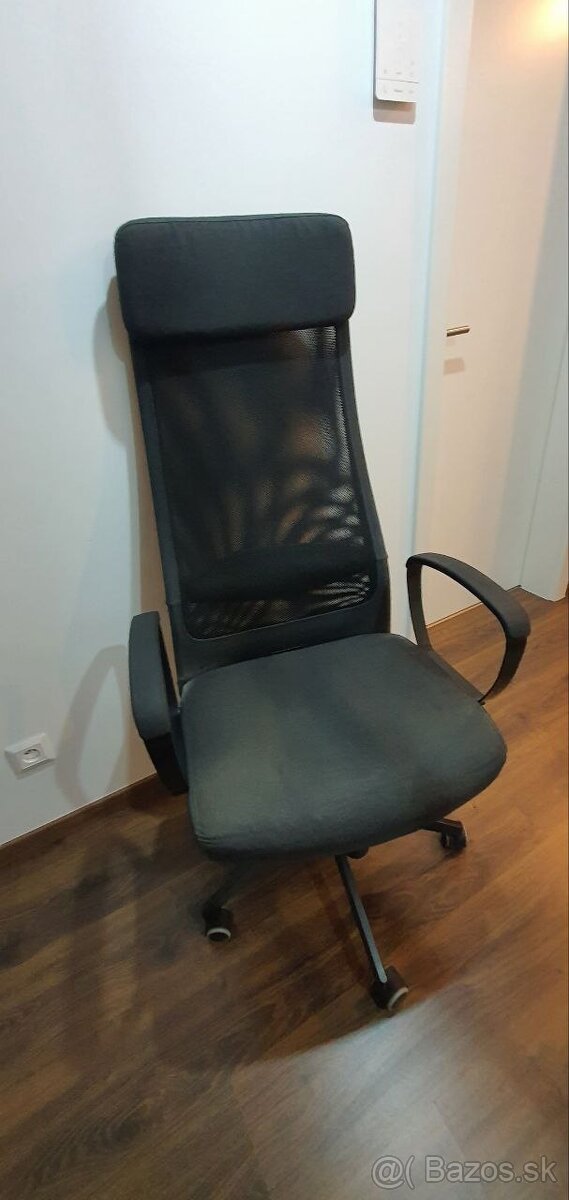 Ikea kreslo Markus Nove