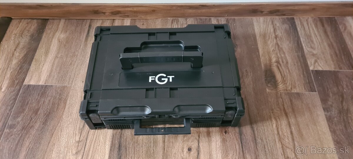 Predám/vymením 18V akumulátorovu sadu nástrojov FGT 4IN1