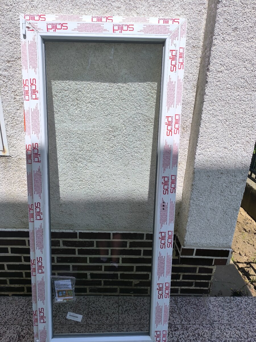 Plastové balkónové dvere 900x2100 ľavé otváravo sklopné