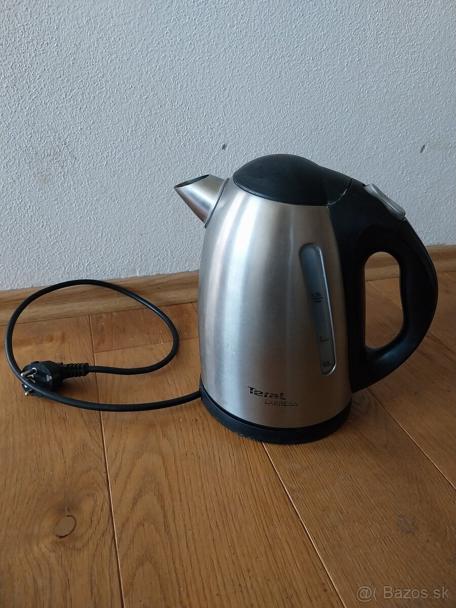 Rýchlovarná kanvica Tefal 1,7 l.