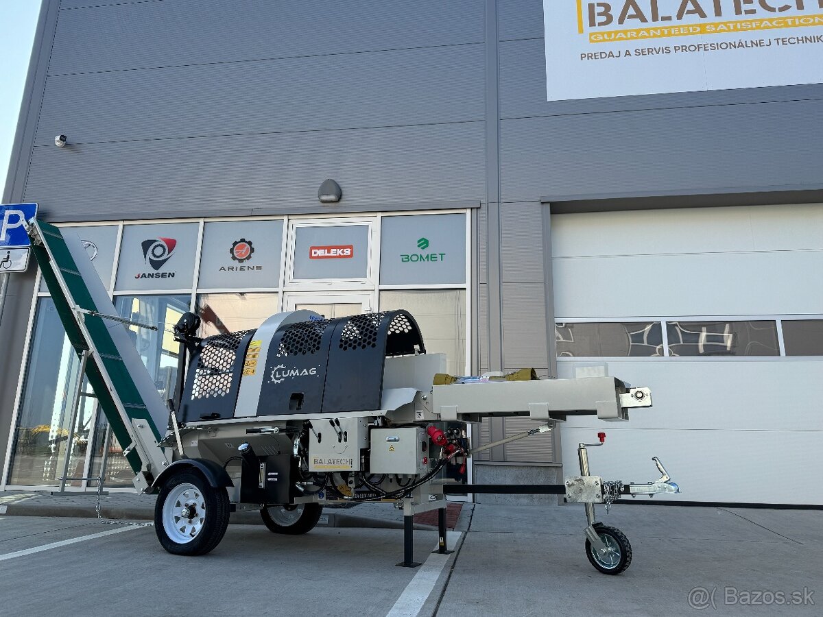 Kombinovaný elektro + za traktor štiepací poloautomat dreva