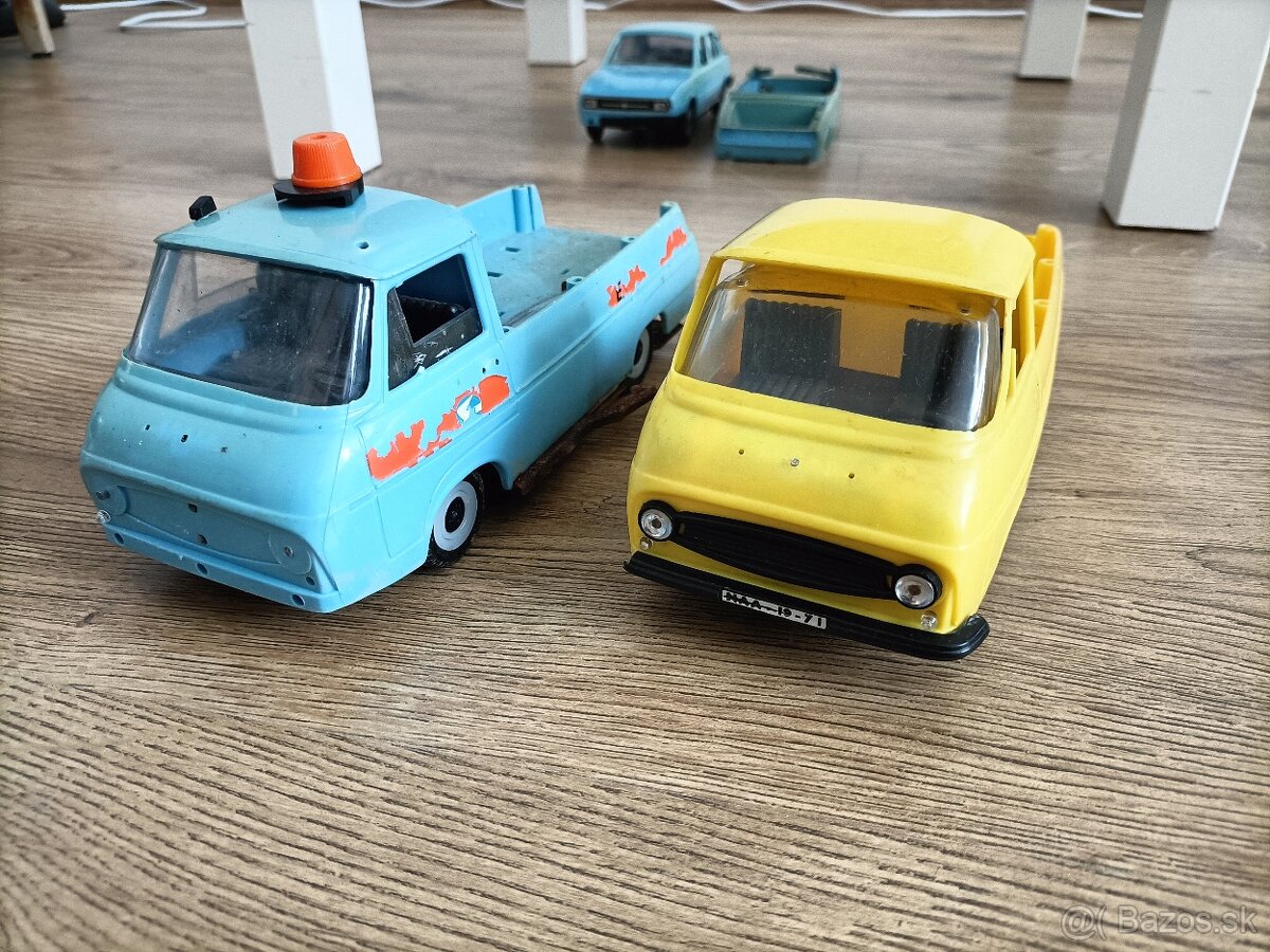 Skoda 1203 kdn retro hracky