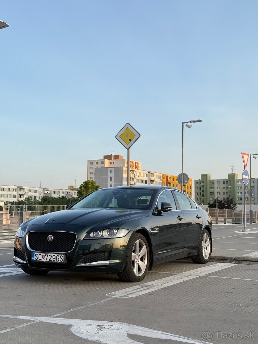 Jaguar XF 3.0 V6 benzín automat 12/2016 250kw kompresor 4x4