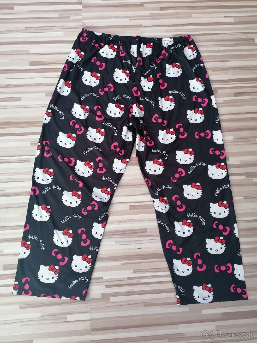 Hello Kitty pyžamo