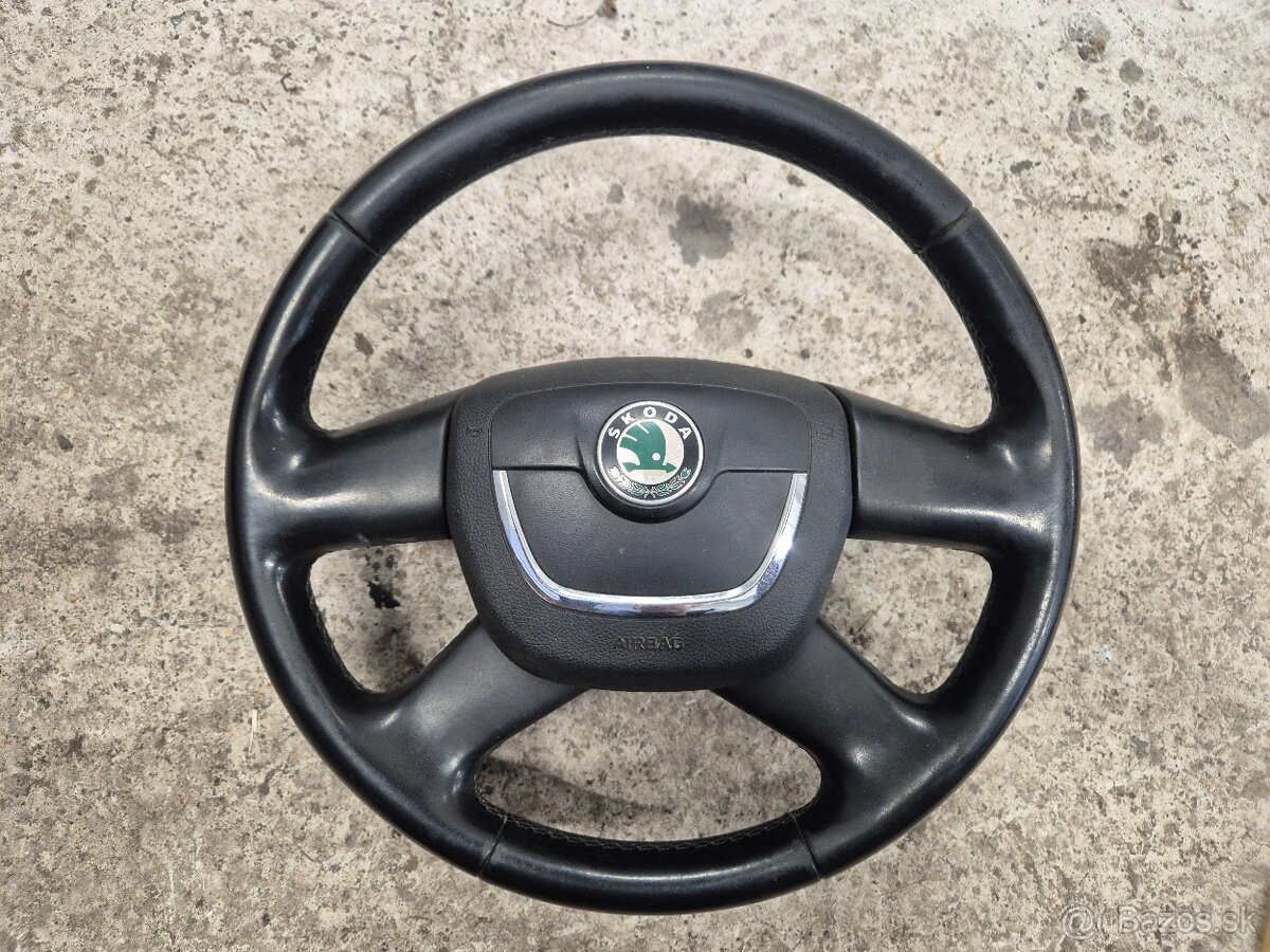 Predám koženy volant kompletný - Škoda Octavia II 2 facelift