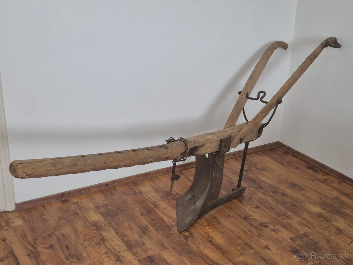 Drevené poľnohospodárske výrobky - dekorácia interiéru