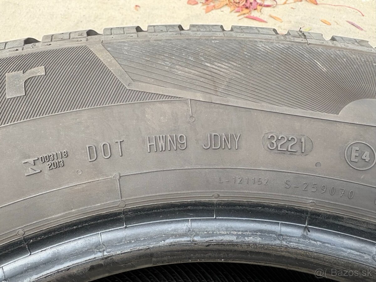 Predam letne gumy Continental VancoCamper 225/75 R16 CP