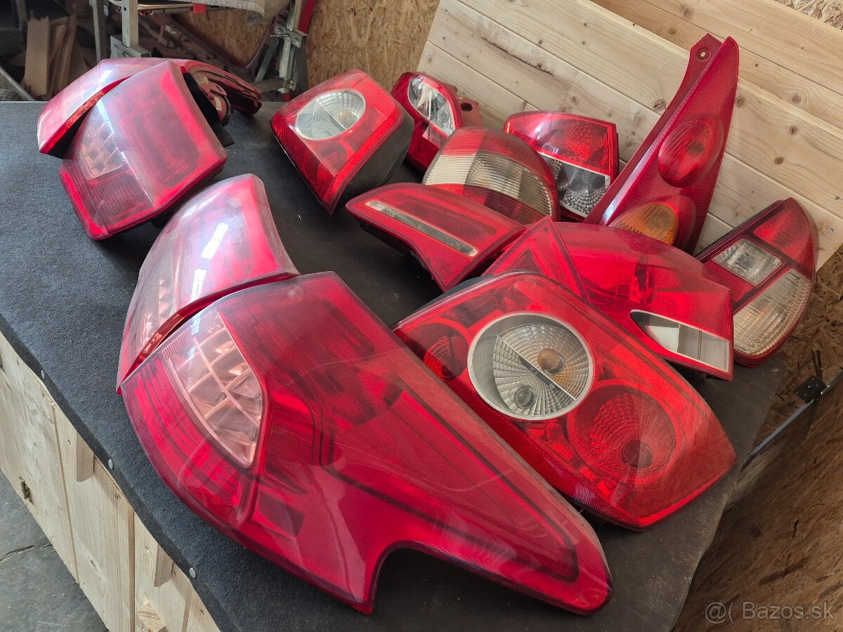 Zadne svetlo / svetla