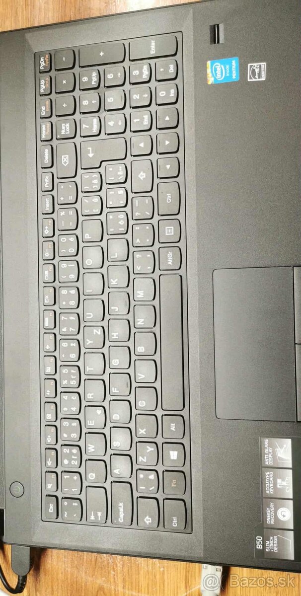 LENOVO B50-30  4GB ram 500GB SSD HDD Linux