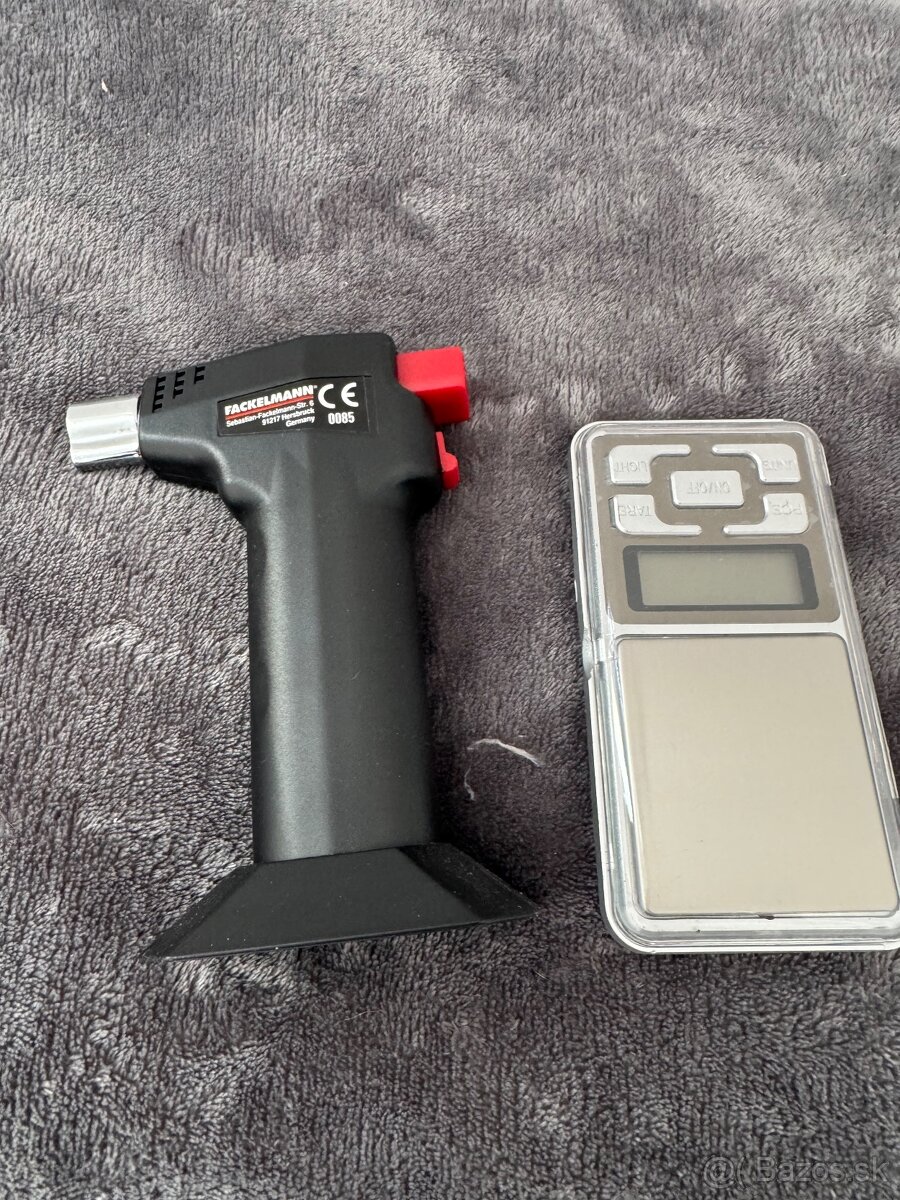 Digital mini vaha + flambovacia pistol  6€