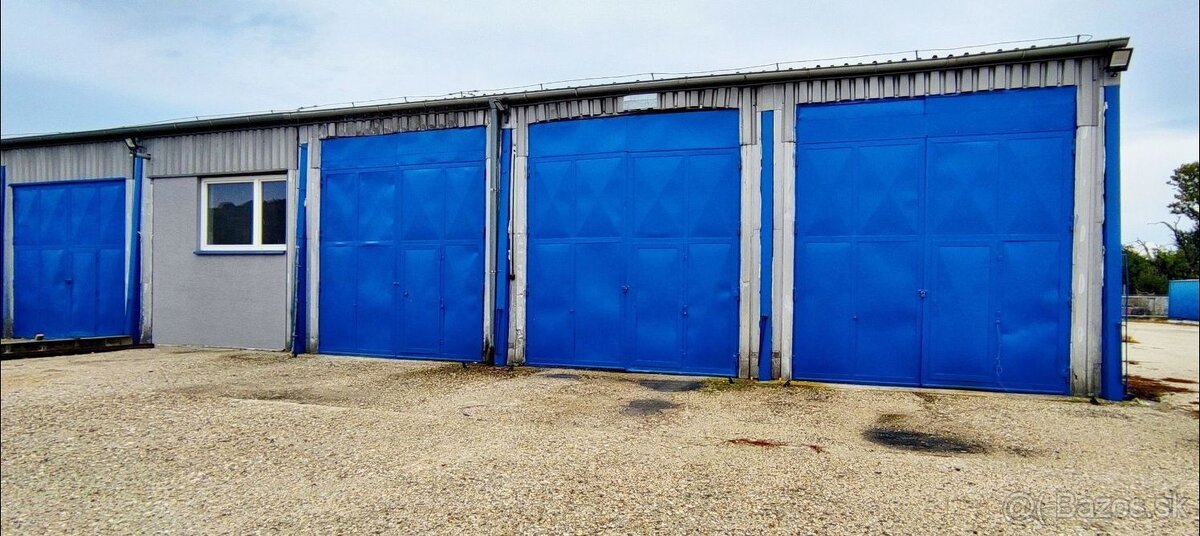 Priemyselný areál, Nové Mesto nad Váhom