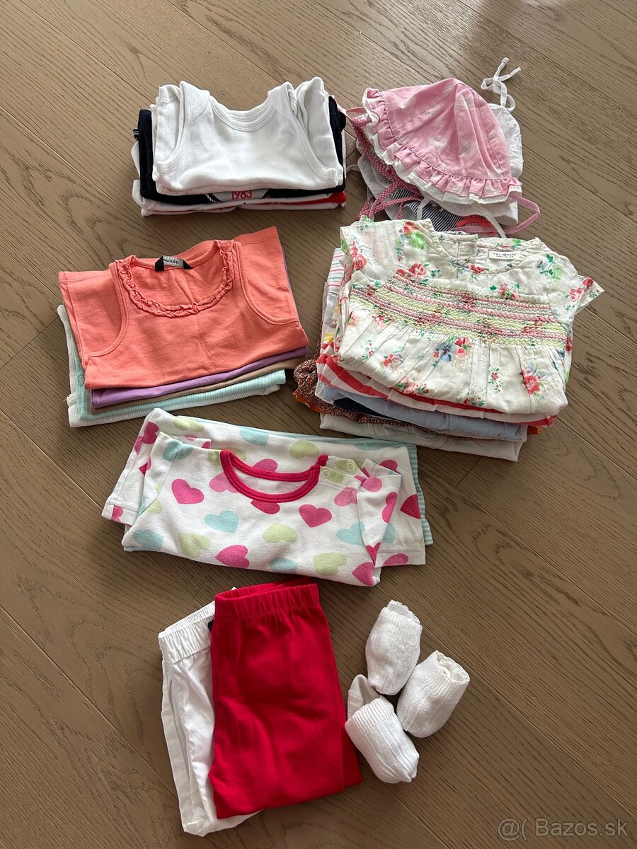 Balík letného oblečenia pre dievča 6-9 mesiacov