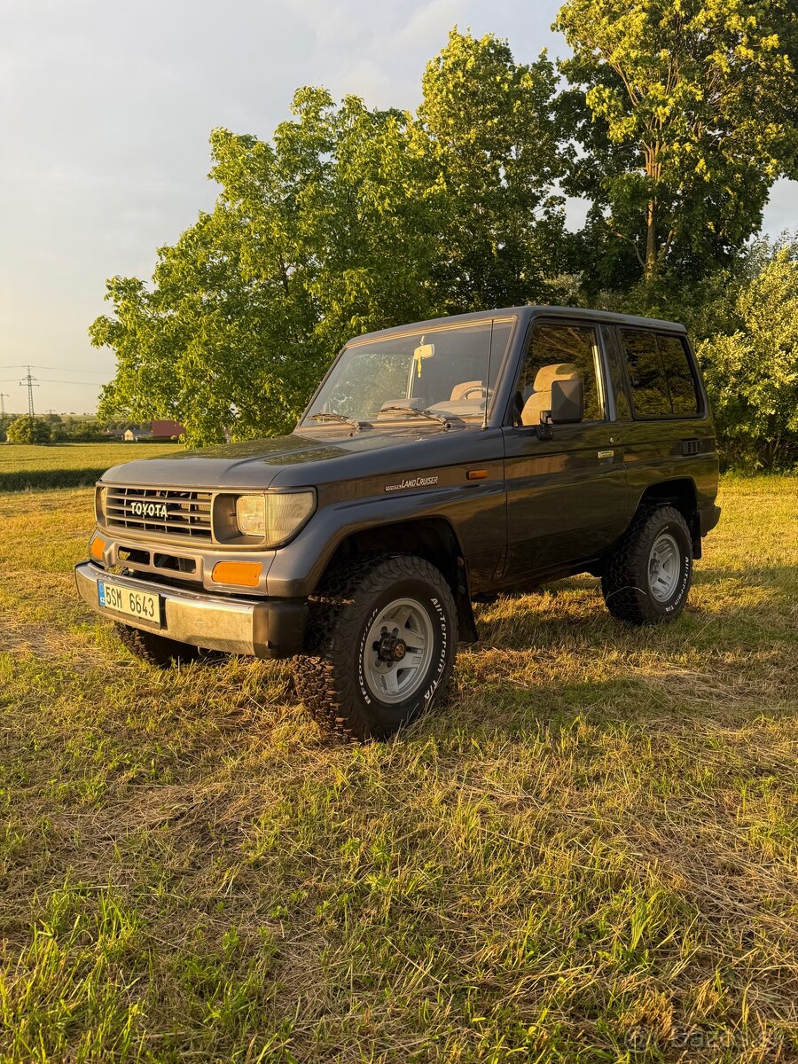 Toyota Land Cruiser 70 3.0 TD