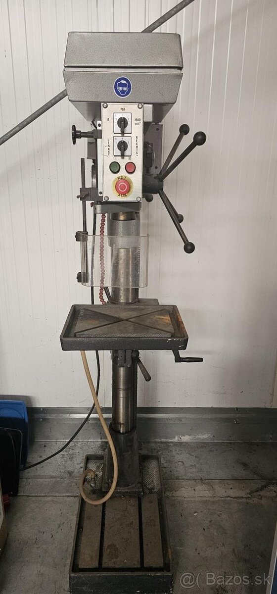 Stojanová vrtačka Huvema Hu 45 R