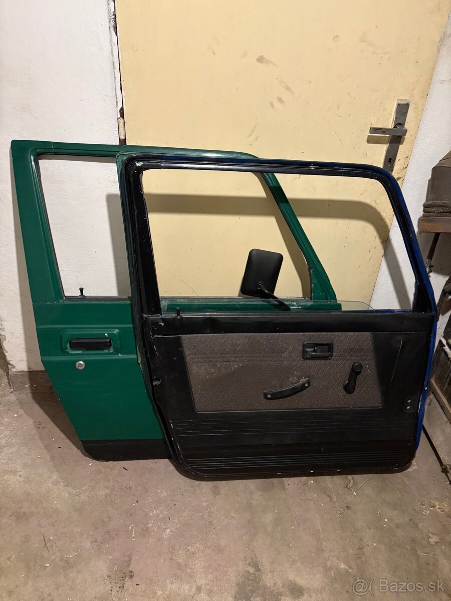 Suzuki samurai dvere