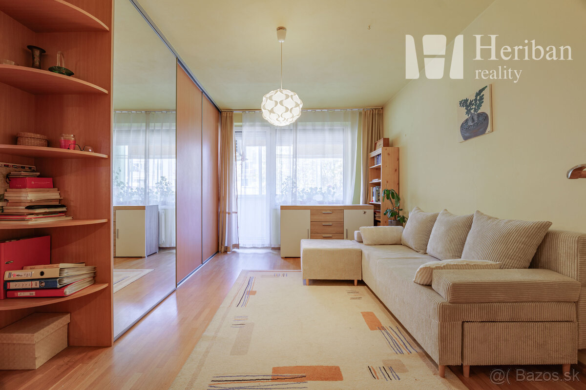 3izb.byt,79m2,s parkovacím miestom,Komenského ul,Staré Mesto