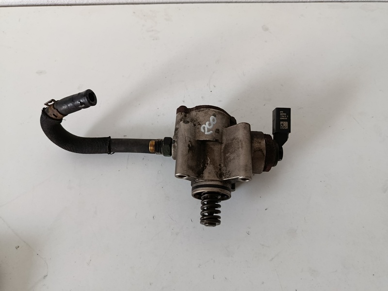 vstrekovacie cerpadlo vw 03h127026d 200€